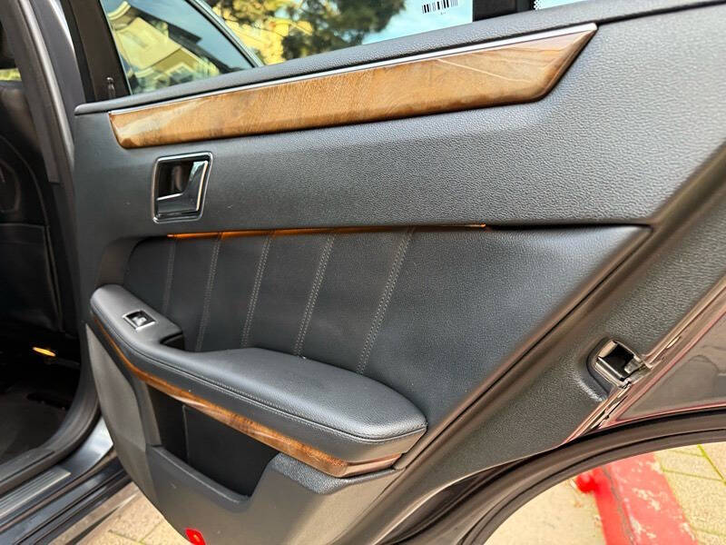 2011 Mercedes-Benz E-Class E 550 Luxury