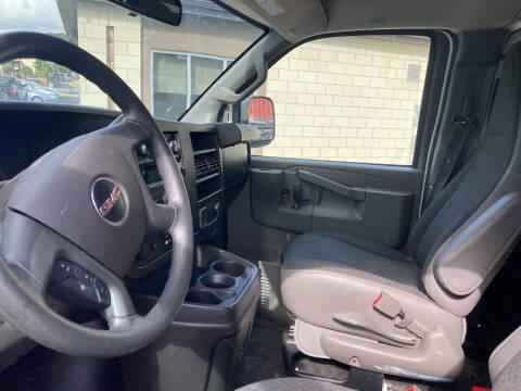 2019 GMC Savana 2500