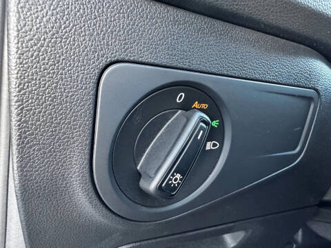 2022 Volkswagen Tiguan S