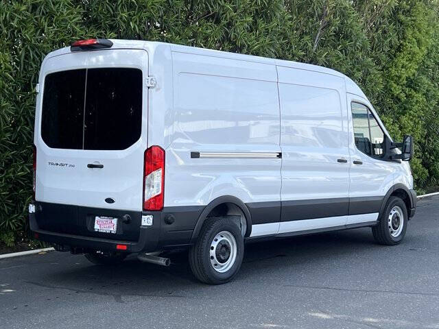 2025 Ford Transit 250