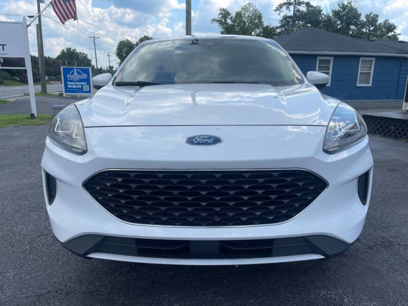 2020 Ford Escape SE