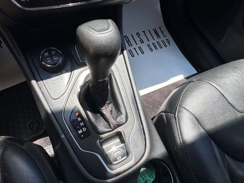2019 Jeep Cherokee Trailhawk Elite