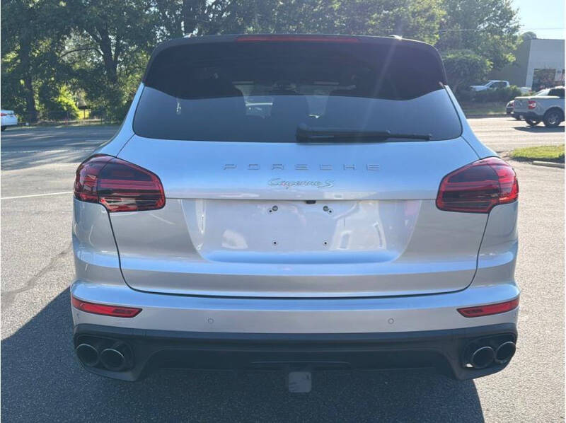 2017 Porsche Cayenne S