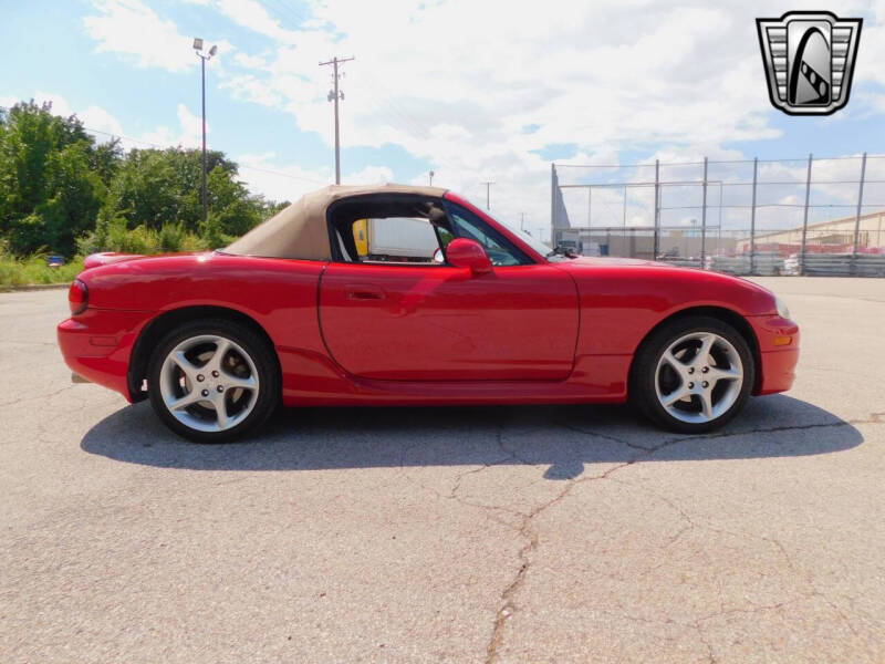2002 Mazda MX-5 Miata LS