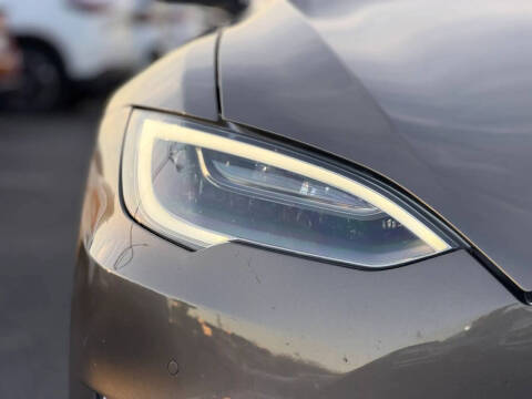 2016 Tesla Model S