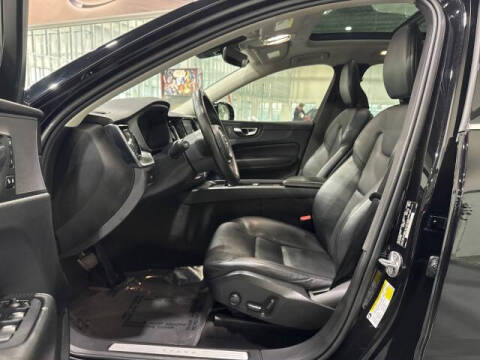 2023 Volvo XC60 B5 Core