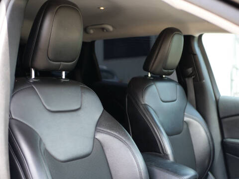 2019 Jeep Cherokee Altitude