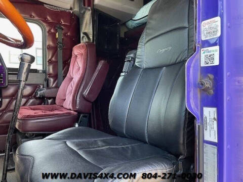 2000 Freightliner Conventional XL