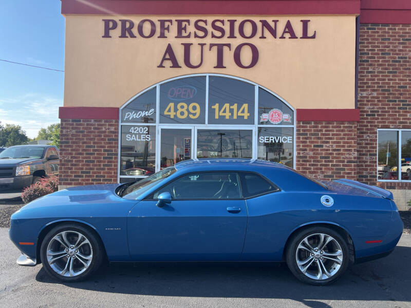 2021 Dodge Challenger for sale at Professional Auto Sales & Service in Fort Wayne IN