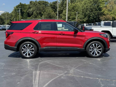 2025 Ford Explorer ST-Line
