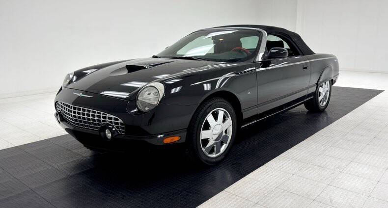 2002 Ford Thunderbird Deluxe
