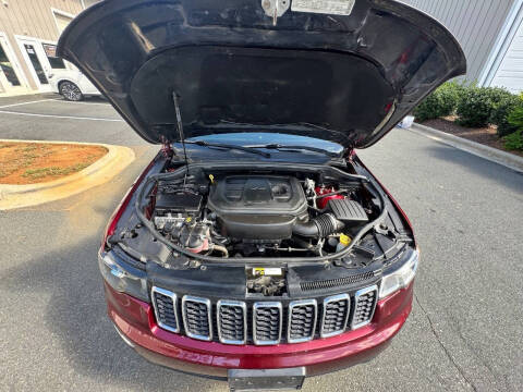 2020 Jeep Grand Cherokee Laredo