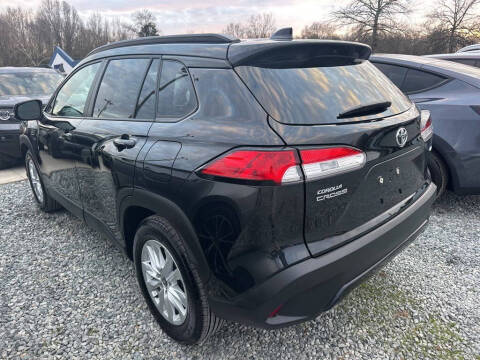 2025 Toyota Corolla Cross LE