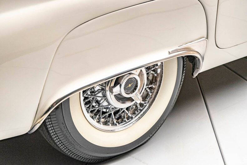 1957 Ford Thunderbird