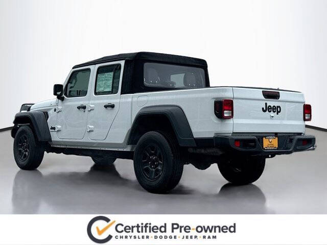 2024 Jeep Gladiator Sport