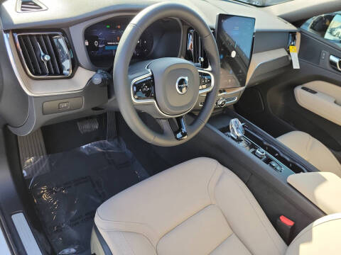 2026 Volvo XC60 B5 Core