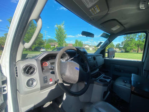 2013 Ford E-Series E-250