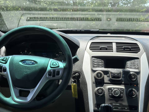 2014 Ford Explorer