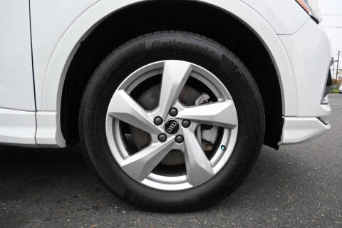 2021 Audi Q3 quattro Premium 40 TFSI