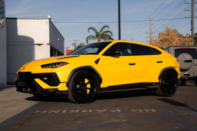 2024 Lamborghini Urus Performante