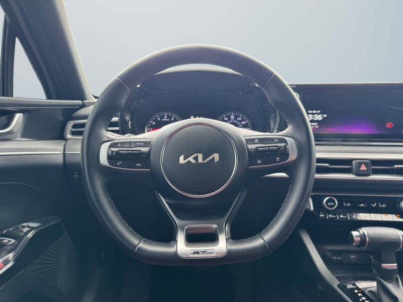 2023 Kia K5