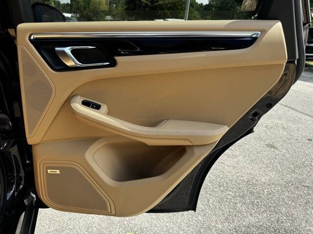 2015 Porsche Macan S