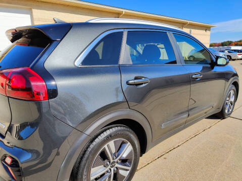 2022 Kia Niro Plug-In Hybrid LXS