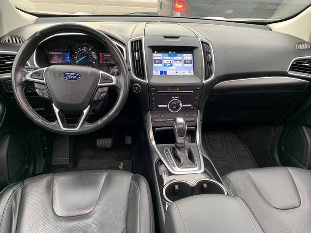 2016 Ford Edge Titanium