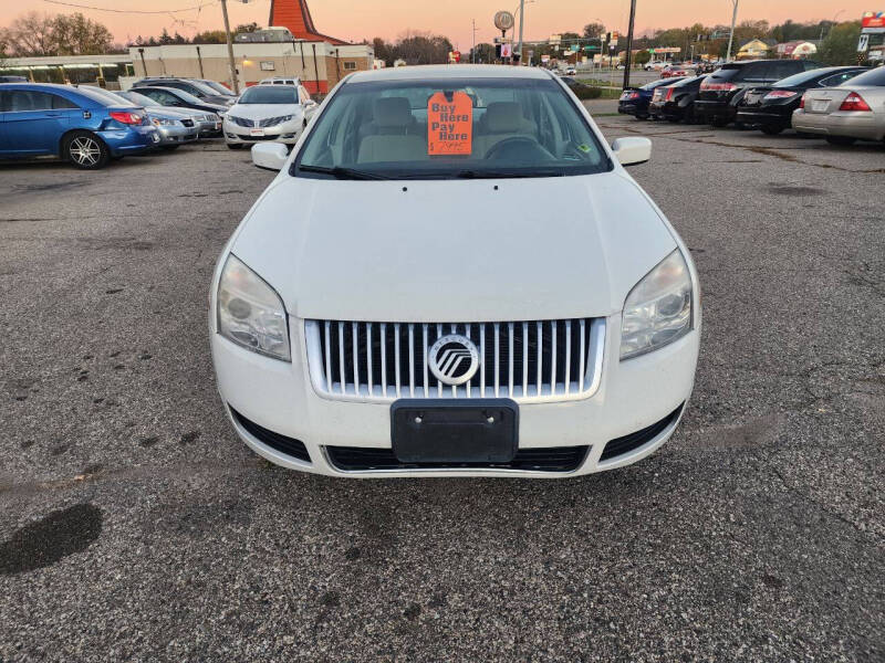 2008 Mercury Milan Base's photo