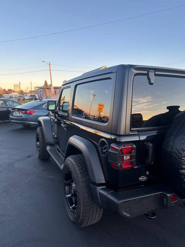 2018 Jeep All-New Wrangler Sport S photo 9