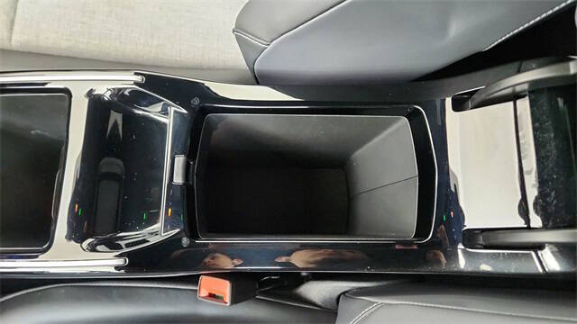 2025 Volkswagen ID.4 Pro