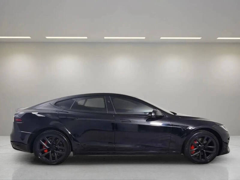2023 Tesla Model S Plaid