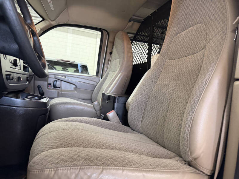 2011 Chevrolet Express 2500