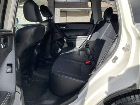 2014 Subaru Forester 2.0XT Touring