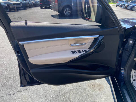 2017 BMW 3 Series 330i