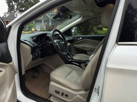 2014 Ford Escape Titanium