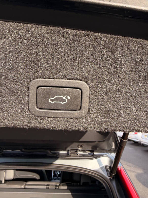 2016 Volvo XC60 T5 Platinum