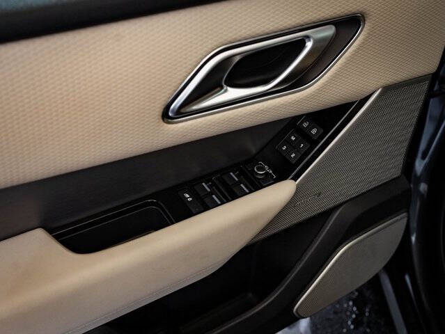 2022 Land Rover Range Rover Velar P250 R-Dynamic S