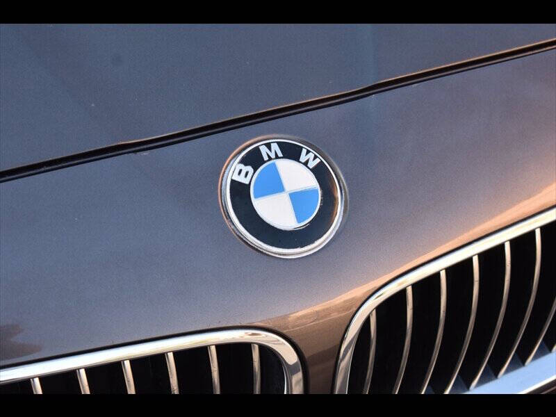 2012 BMW 5 Series 528i