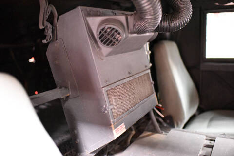 2004 AM General Hummer