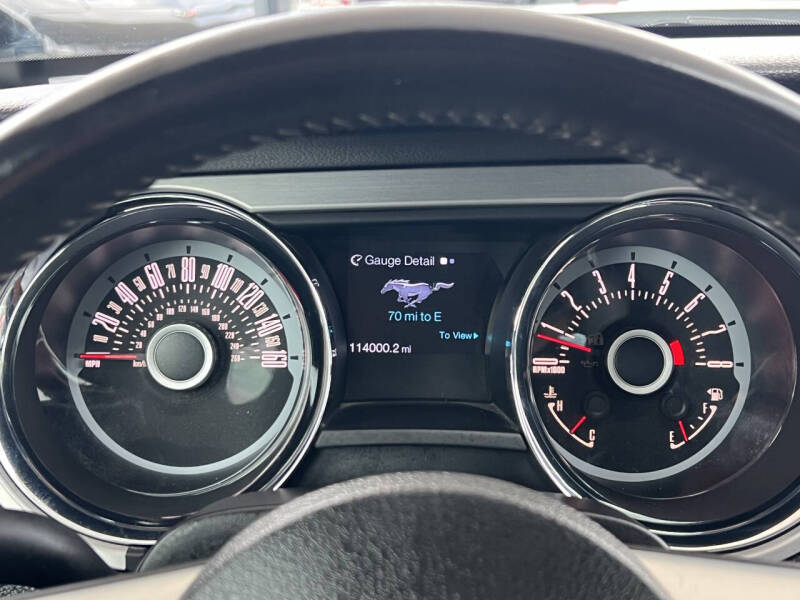 2013 Ford Mustang V6 Premium