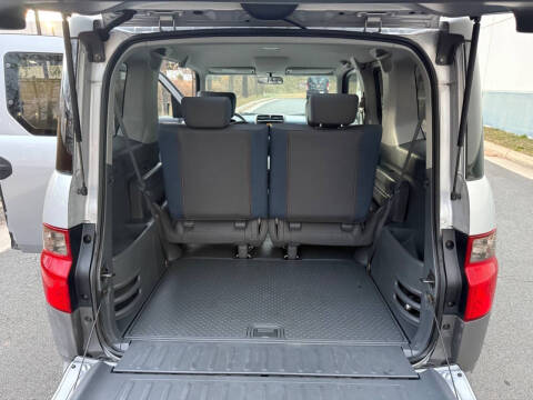2005 Honda Element LX