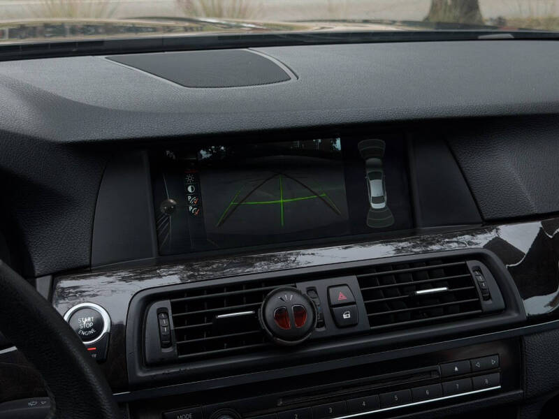 2013 BMW 5 Series 528i xDrive