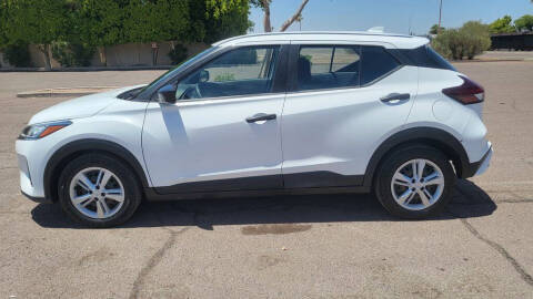 2024 Nissan Kicks S