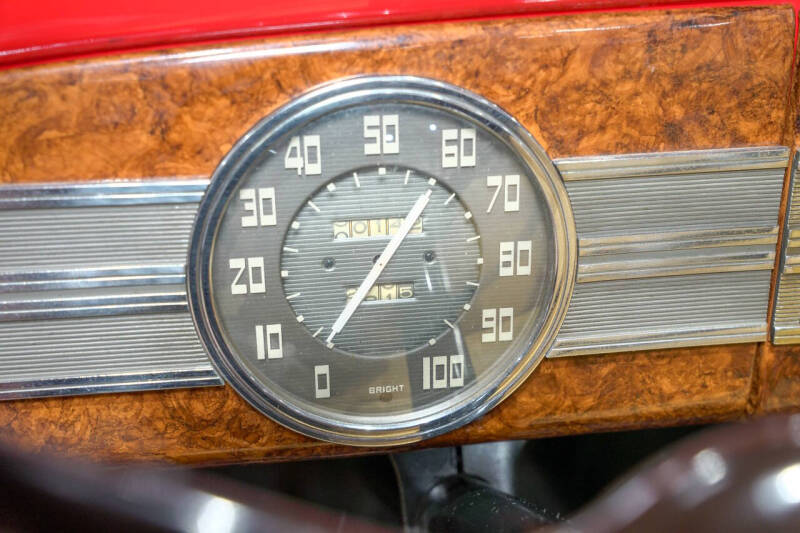 1937 Packard 120