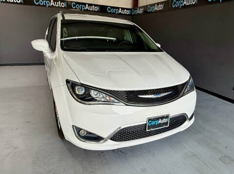 2018 Chrysler Pacifica Touring L Plus