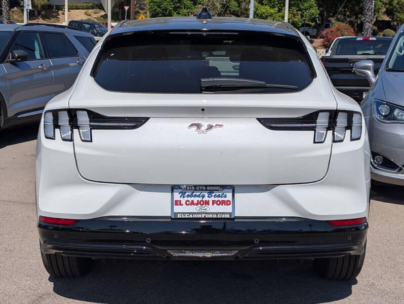 2025 Ford Mustang Mach-E Premium