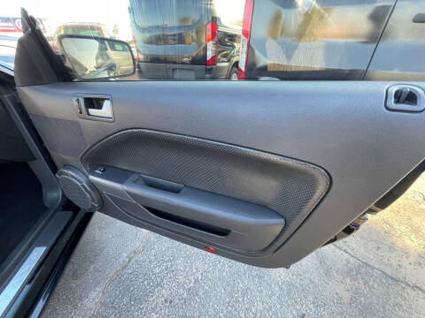 2007 Ford Mustang GT Deluxe