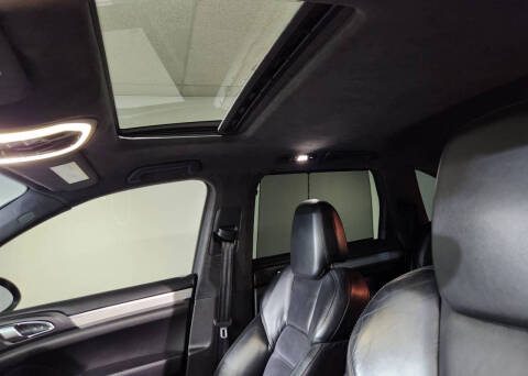 2013 Porsche Cayenne GTS