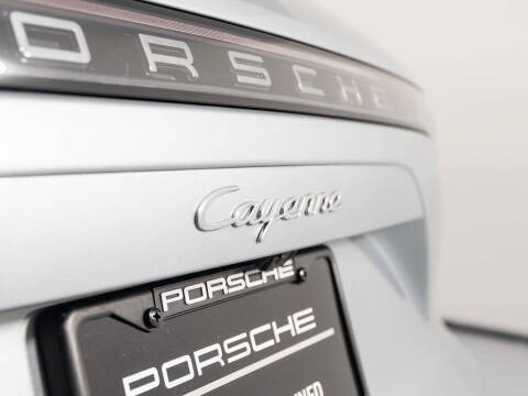 2023 Porsche Cayenne